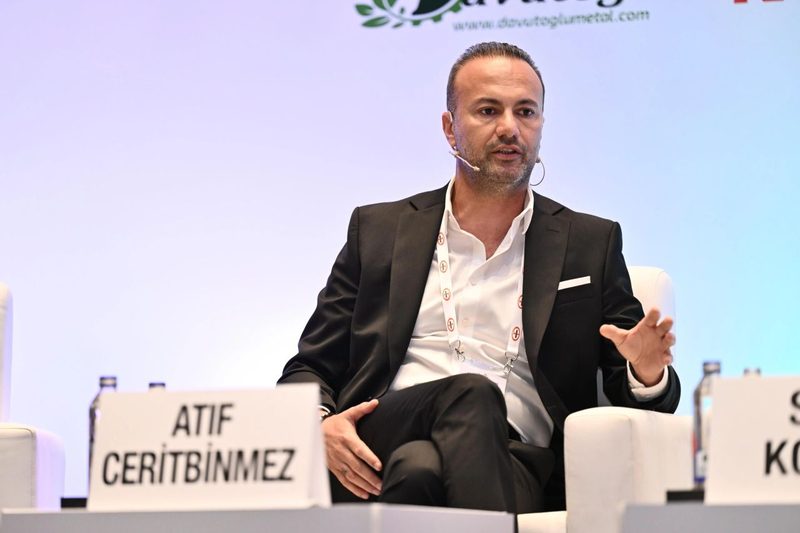 Atıf Ceritbinmez SteelOrbis Piyasa Sohbetleri oturumunda konuşurken