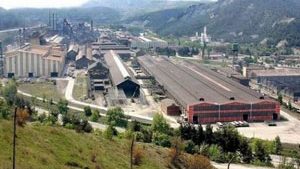 Öğrenciler  Kardemir 'i Gezdi