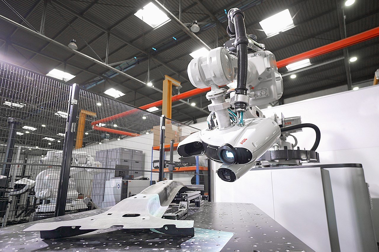 ABB, 2024’te robot teknolojileri ve  yapay zekada yeni sınırlar belirliyor 