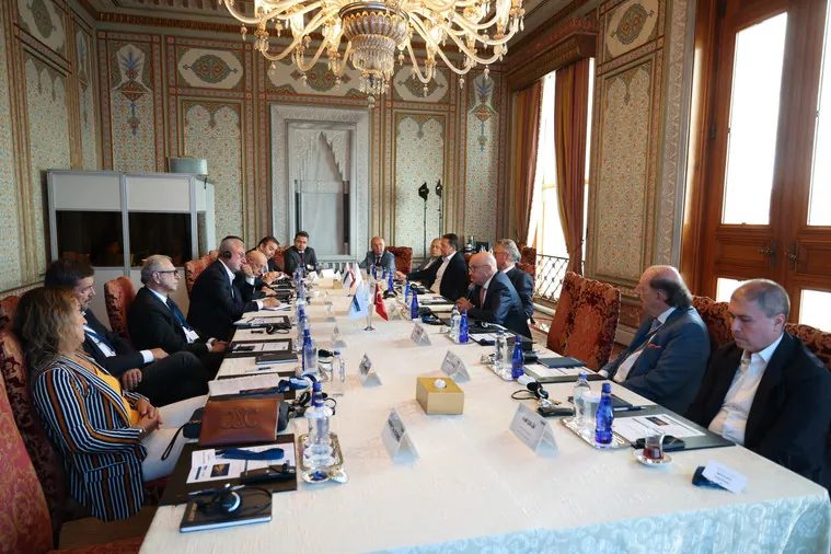 T&uuml;rk &ccedil;elik sekt&ouml;r&uuml;n&uuml;n temsilcileri İstanbul&rsquo;daki toplantıda bir araya geldi